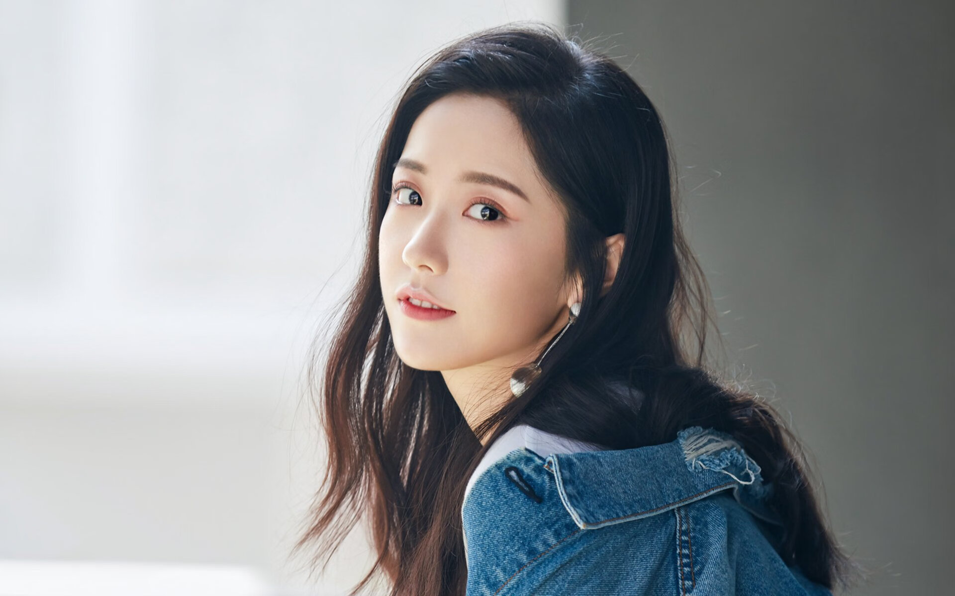 阿莱格里帅位稳固，带领尤 文争冠