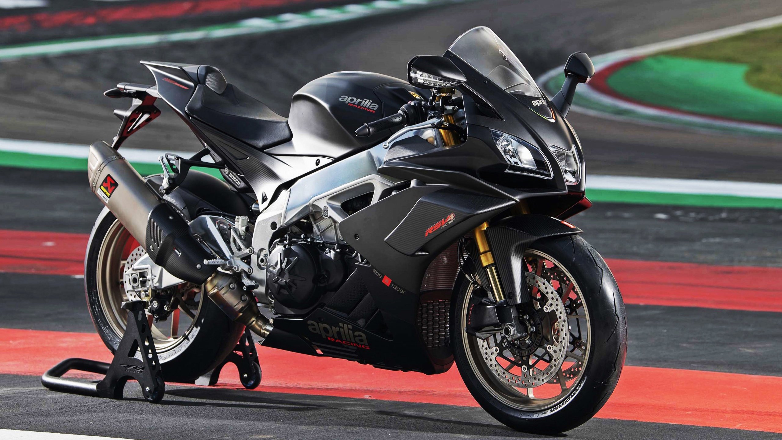 九游官网下载电脑版-哥伦比亚马术协会举办青少年马术交流活动，促进国际友谊。，哥伦比亚训练营