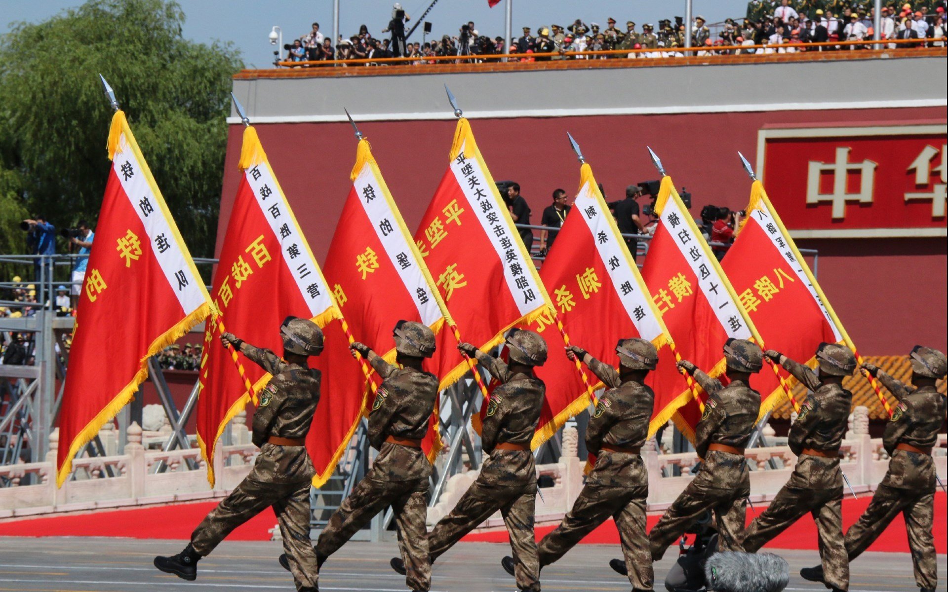九游网页版官网-乌干达男篮在非洲预赛中奋勇直前，追逐奥运门票的梦想之光，乌干达篮球水平